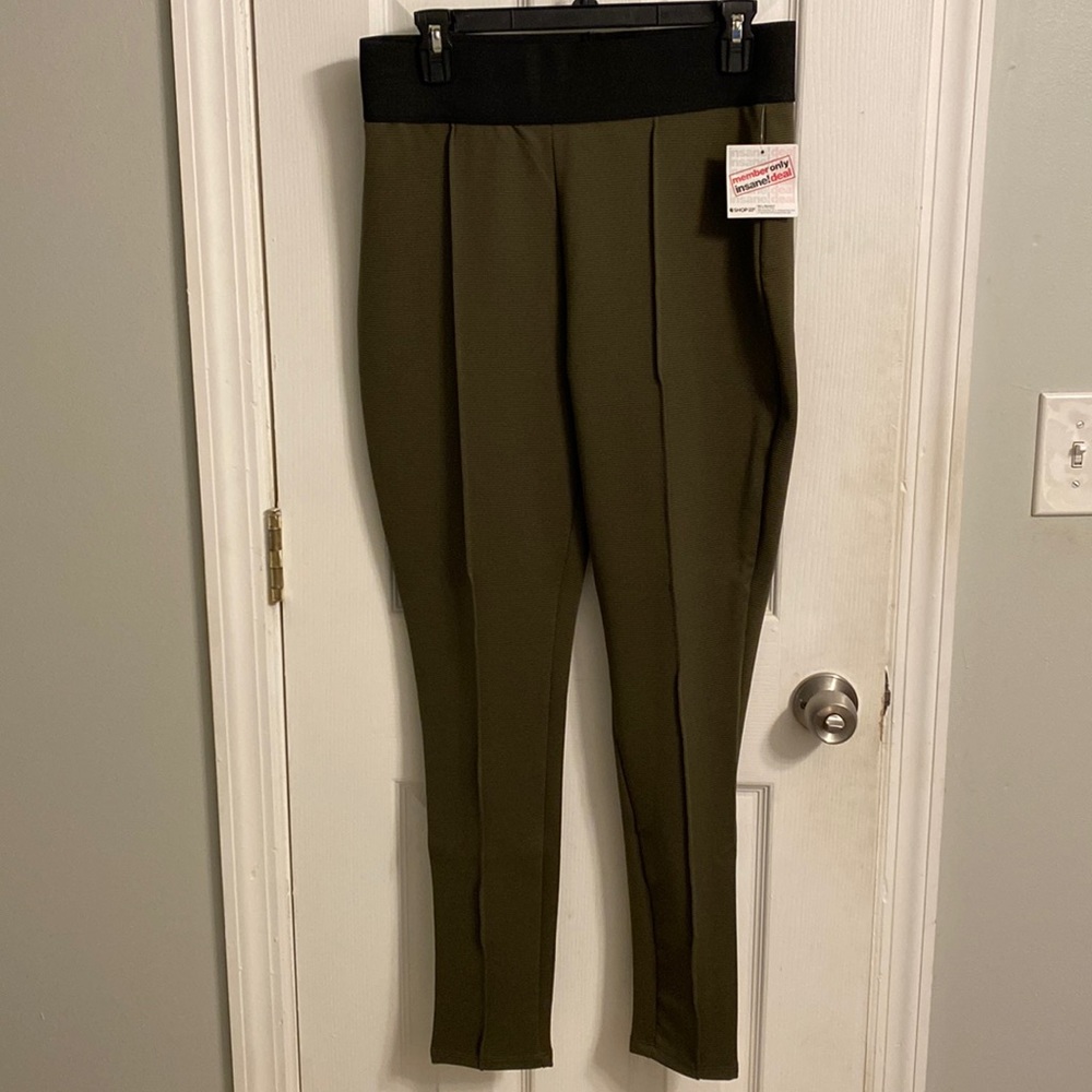 🛍️ 3 for $15- Metaphor leggings